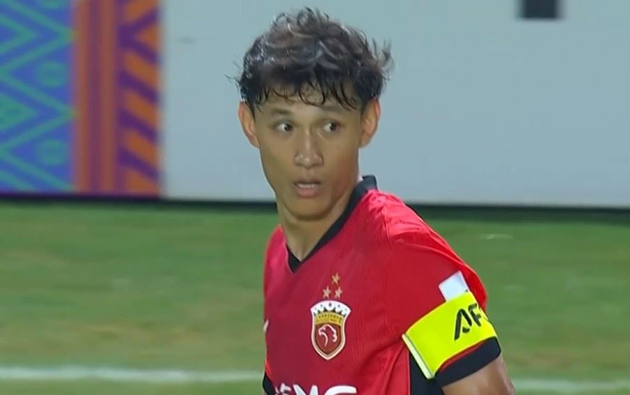 王燊超:进球也是我的一个特点;每场比赛我们都要咬着劲去拼