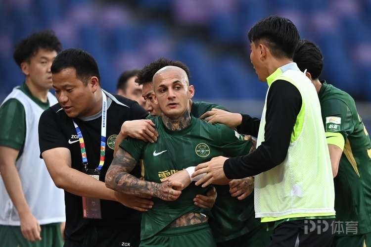 北青:米特里策赛后不久向全队表达歉意 恐难逃停赛及罚款的追罚